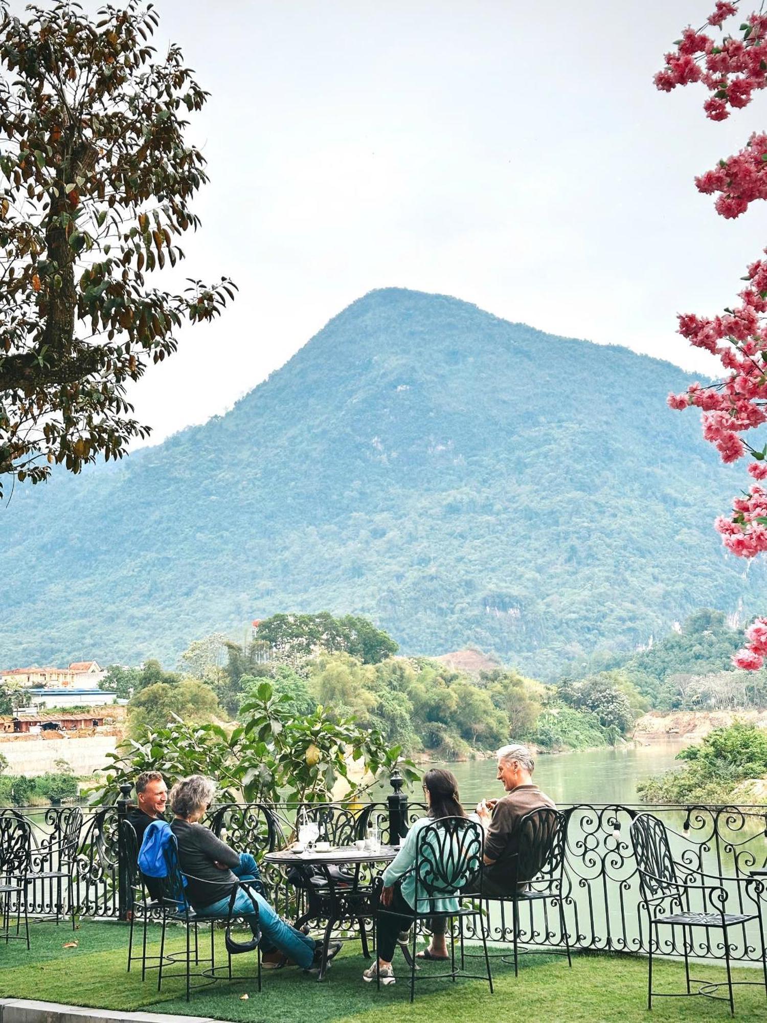 ฟีนิกซ์ โฮเต็ล Hotel ห่าซาง ภายนอก รูปภาพ